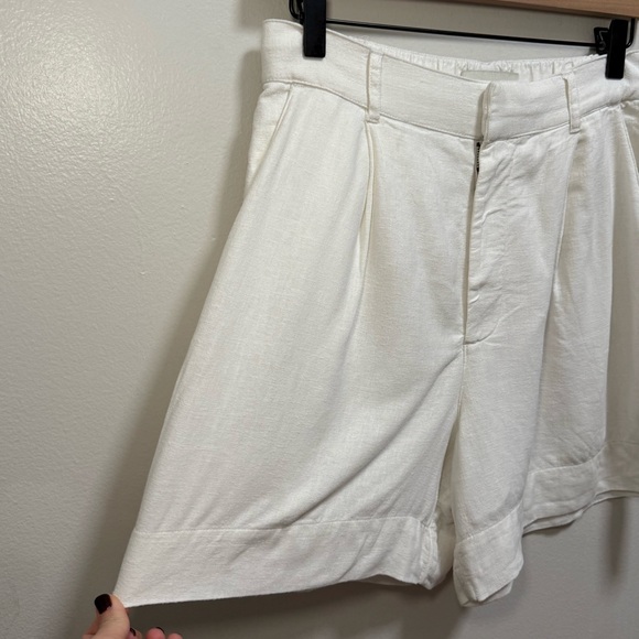 Abercrombie & fitch high rise pleated tailored white linen shorts 5” small coast - Picture 3 of 13